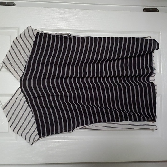 Meadow Rue Stripped Short Sleeve Button Down - Picture 4 of 5